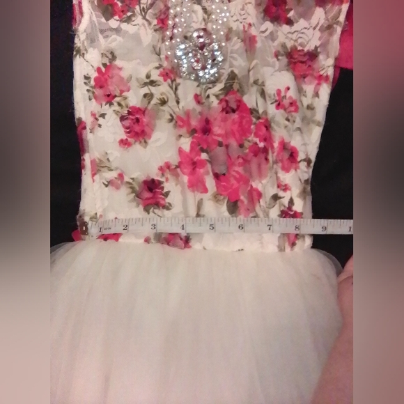 Competition Costume - Picture 3 of 4